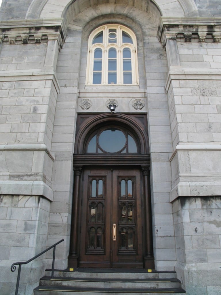 Travaux de rénovation, décapage et teinture Travaux de rénovation, décapage et teinture