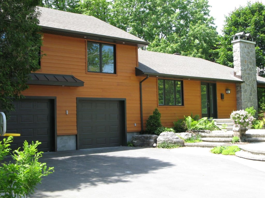 Travaux d'isolation et de rénovation de revêtement exterieur à Montréal