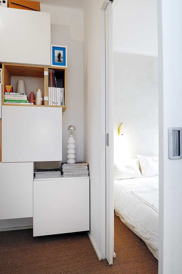 Murs blancs rénovation générale - Design minimaliste intérieur