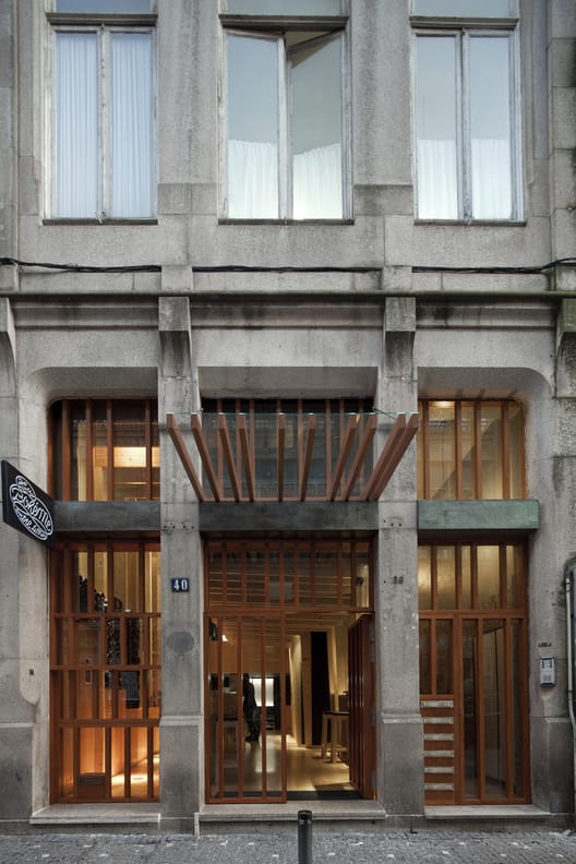 Design intérieur bar détail bois structure rénovation