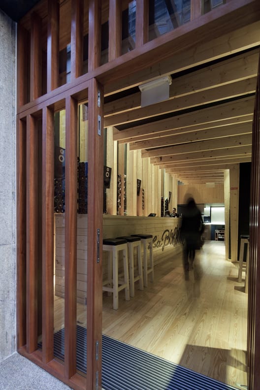 Espace principal bar rénovation design contemporain