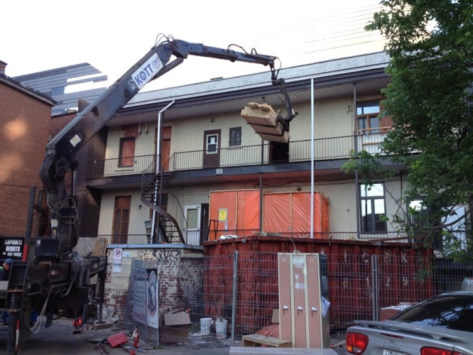 Travaux de charpenterie, 2X4, gestion de projet, rénovation montréal, rénovation commerciale, rénovation générale, design et construction