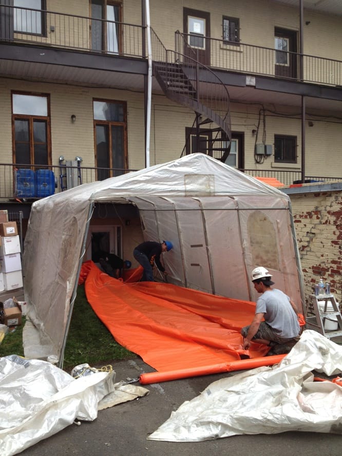 démolition Démolition, décontamination amiante, gestion de projet de construction, rénovation générale multi-logement, design et construction, rénovation commerciale à montréal