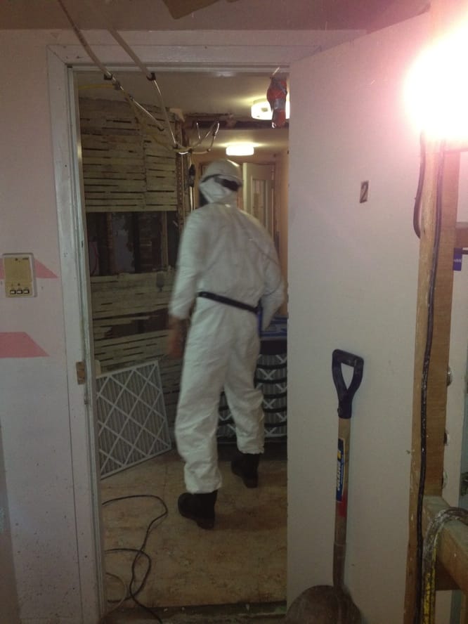 démolition Démolition, décontamination amiante, gestion de projet de construction, rénovation générale multi-logement, design et construction, rénovation commerciale à montréal