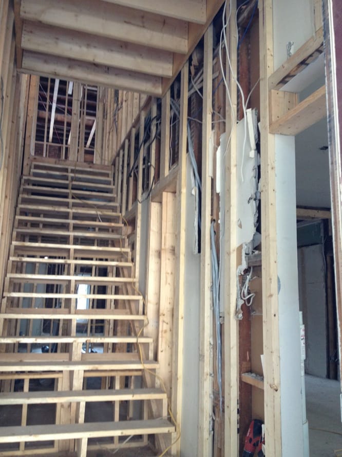 Gestion de projet de rénovation, 2x4, rénovation commerciale, rénovation résidentielle multi-logement, design & construction,