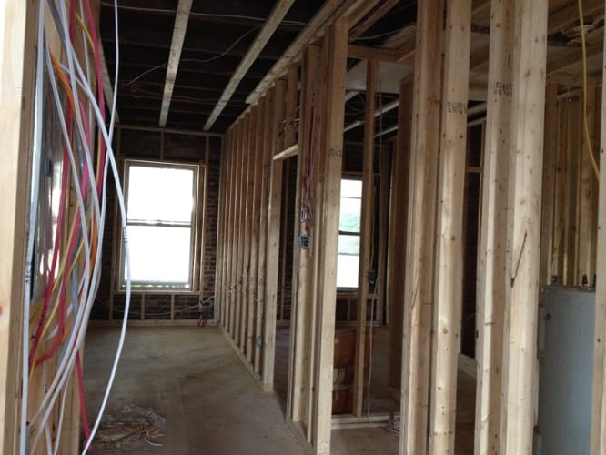 Gestion de projet de rénovation, 2x4, rénovation commerciale, rénovation résidentielle multi-logement, design & construction,