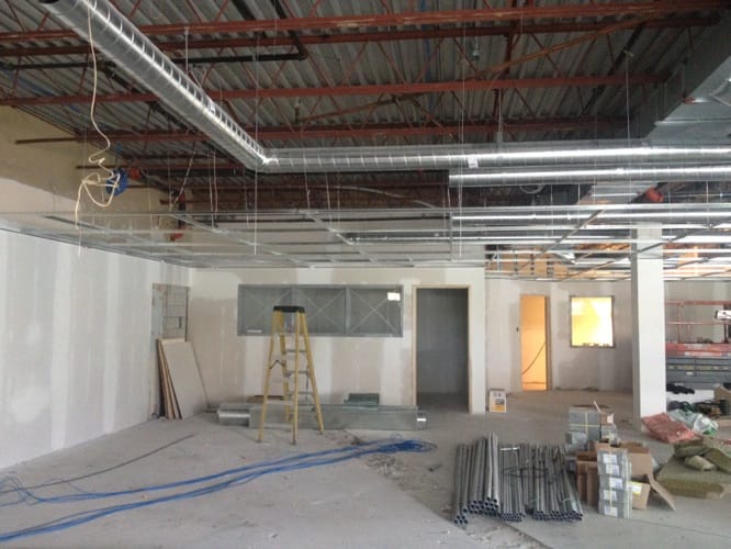 Travaux de systèmes intérieurs, gestion de projet, design, rénovation générale commerciale