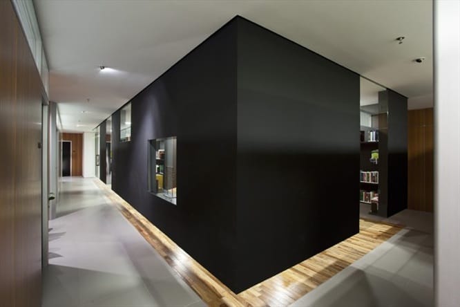 Design intérieur commercial bureau d'avocat deux étages Québec