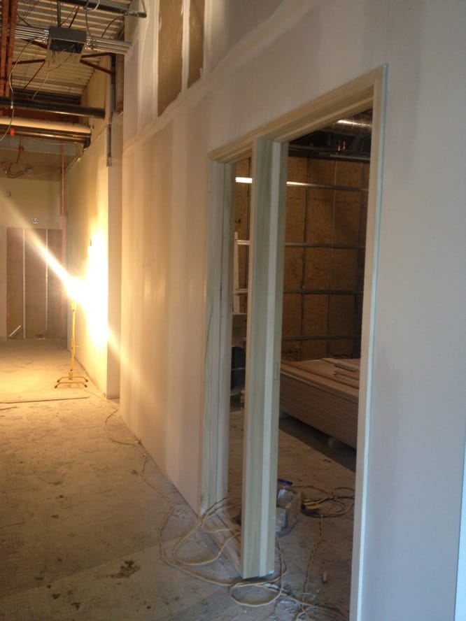 Travaux de systèmes intérieurs, gestion de projet, design, rénovation générale commerciale