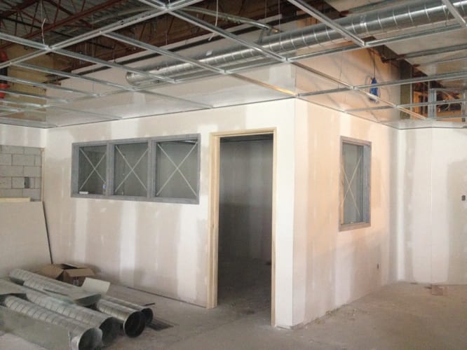 Travaux de systèmes intérieurs, gestion de projet, design, rénovation générale commerciale