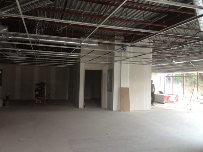 Travaux de systèmes intérieurs, gestion de projet, design, rénovation générale commerciale