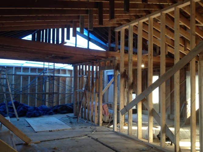 Jonction charpente principale et agrandissement