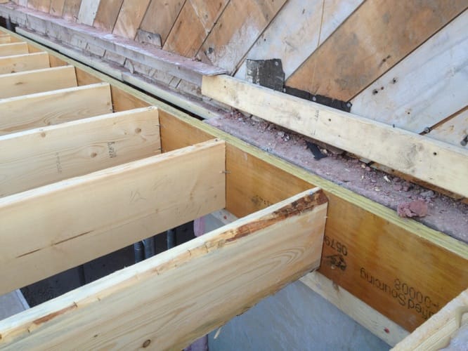 Travaux charpenterie plafond cathédral