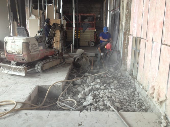 Gestion de projet restaurant Montréal - Percement béton Vieux-Montréal