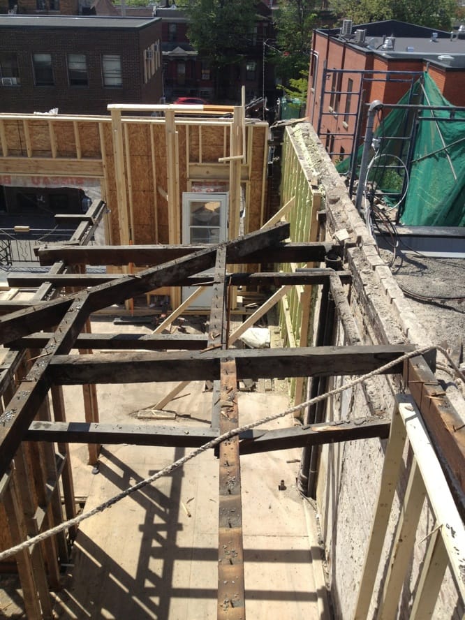 Finitions toiture isolant - base pour structure