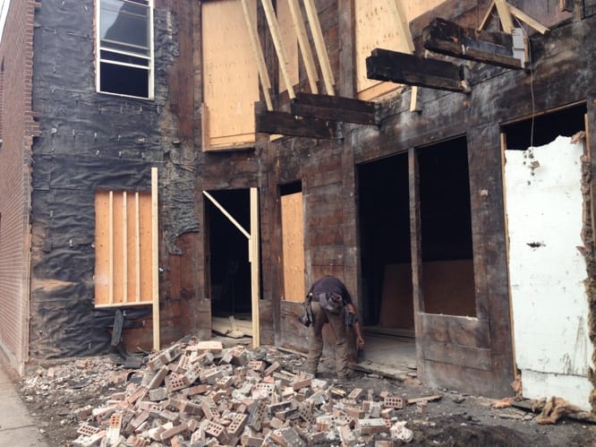 Fondations conformes code construction rénovation Montréal