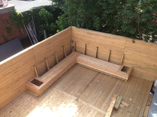 Murets cèdre stationnement intégré