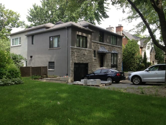 Finitions paysagement pierre naturelle Thornton