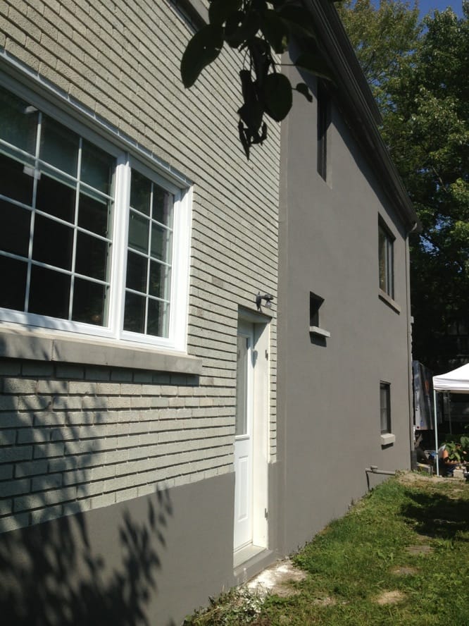 Aménagement extérieur entrée principale Thornton