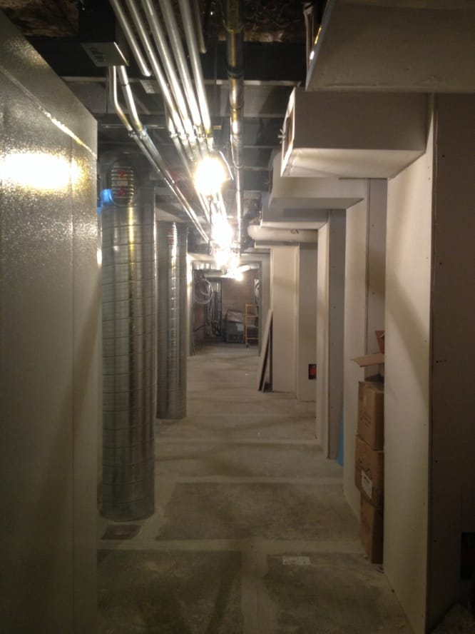 Plafonds et isolation - Rénovation restaurant Vieux-Montréal