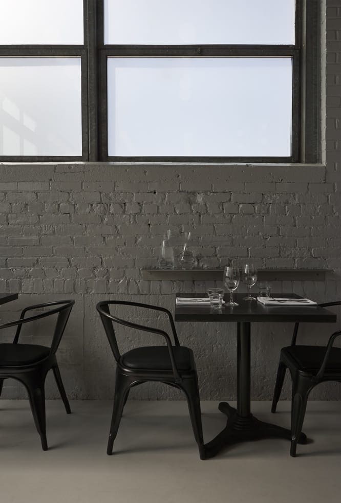 Rénovation commerciale Montréal, zones d'accueil du restaurant Le Serpent