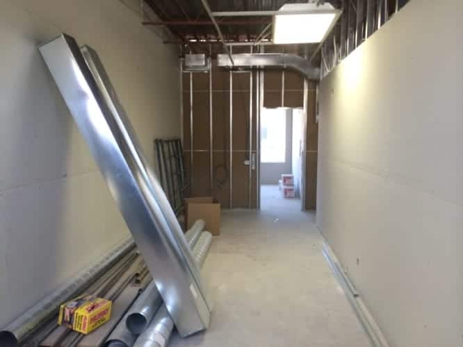 Plafonds suspendus et apparents - Design intérieur immobilier commercial Montréal