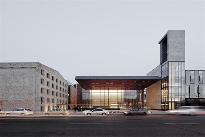 Architecture moderne du campus CIGI - espaces intérieurs design