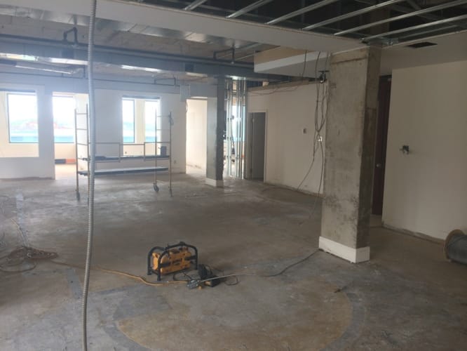 Travaux de systèmes intérieurs - aménagement bureau