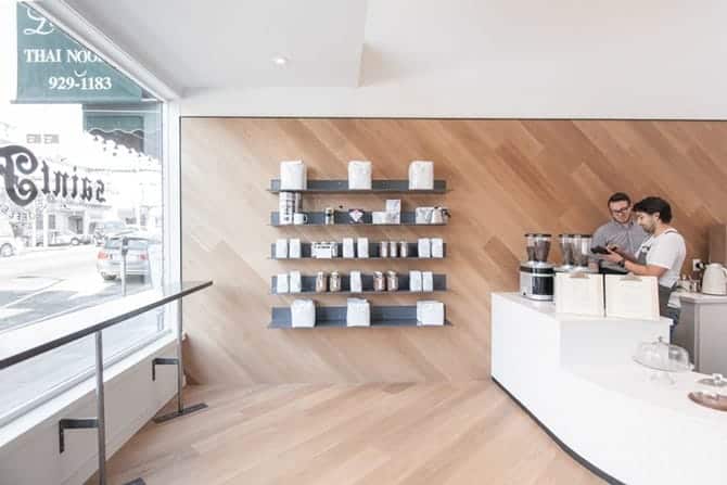 Comptoir et zone de service café Saint-Frank