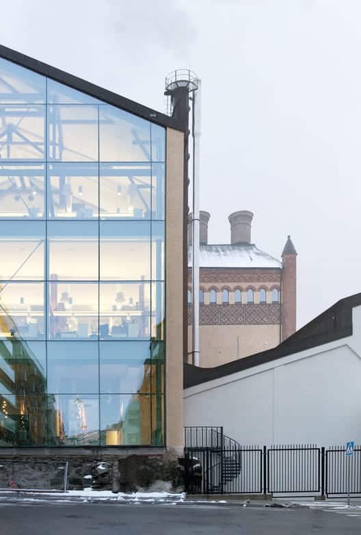 Façade rénovée ancienne brasserie Stockholm