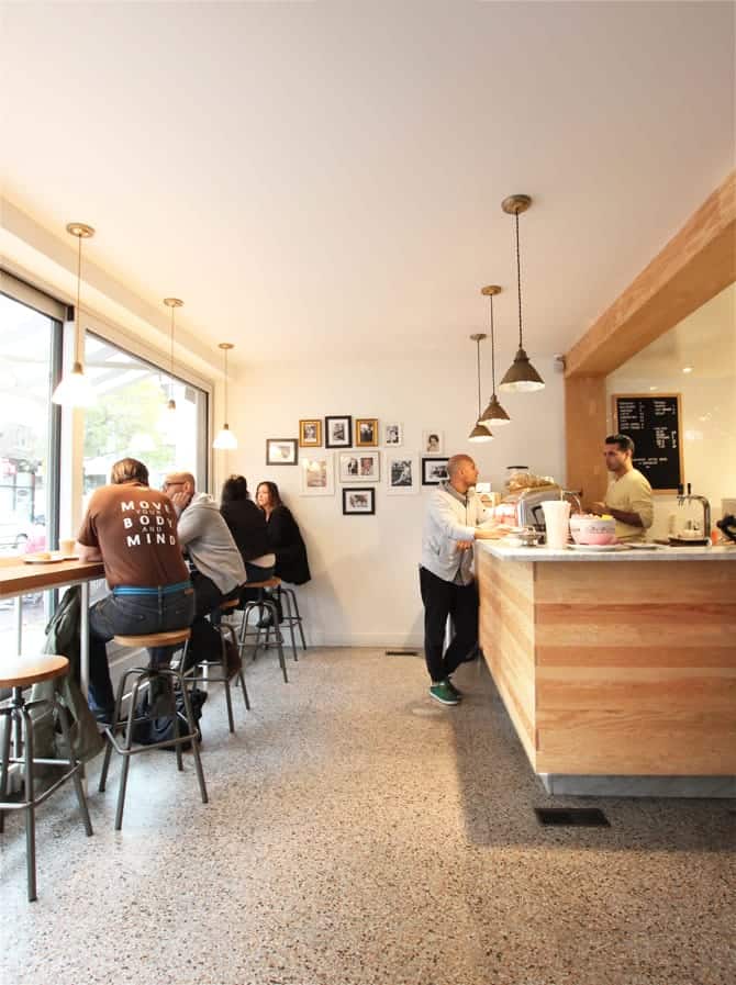 Rénovation intérieure café San Gennaro Montreal Petite Italie